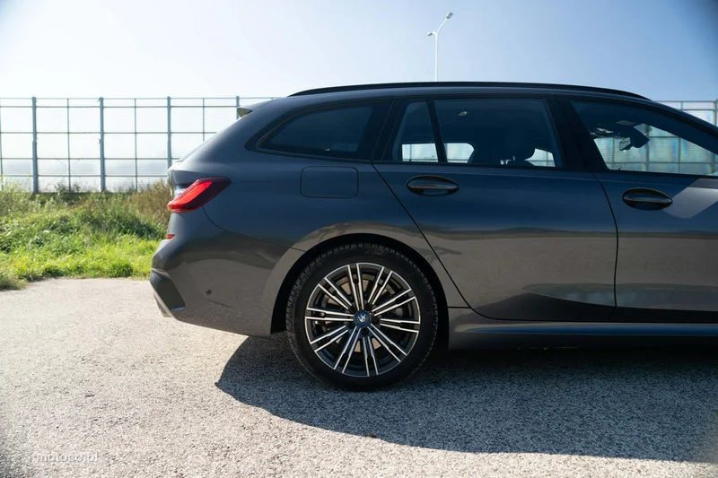 BMW Seria 3 G20 330 7