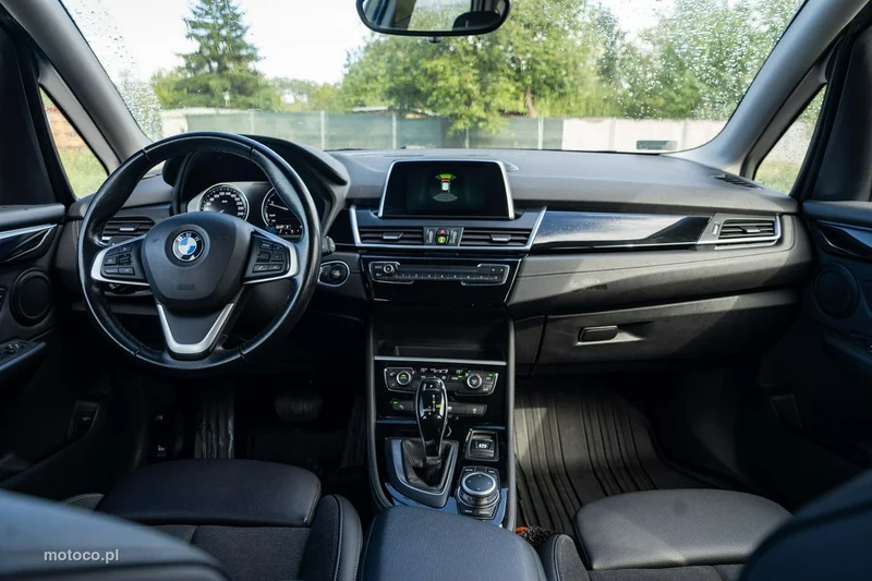 BMW Seria 2 F45 220 18