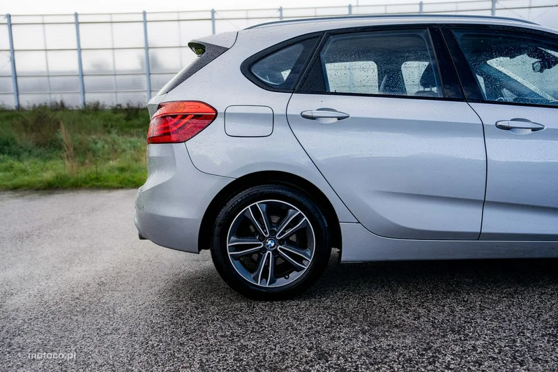 BMW Seria 2 F45 220 6