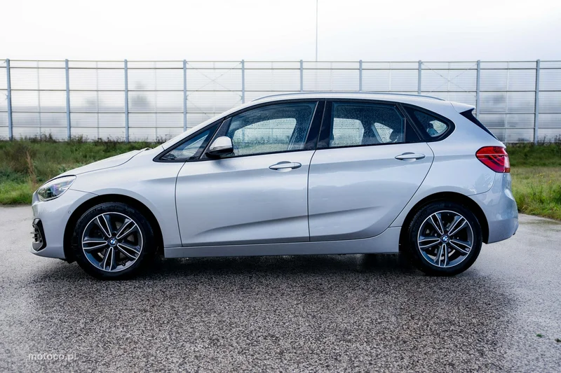 BMW Seria 2 F45 220 9