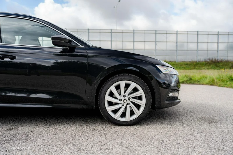 Skoda Octavia IV 8