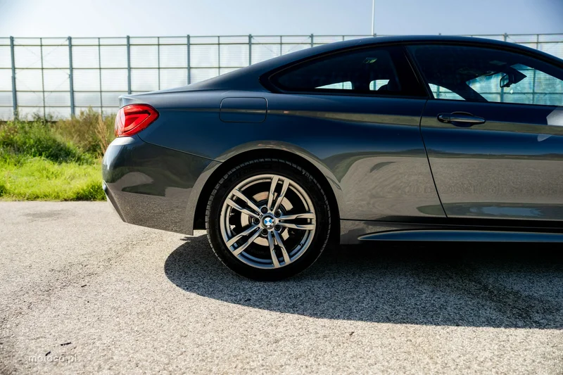 BMW Seria 4 F32 420 7
