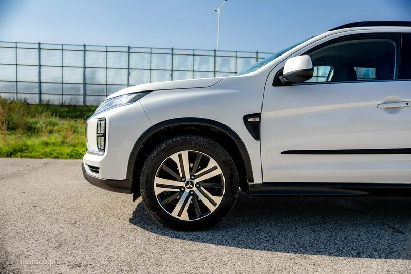 Mitsubishi ASX 11