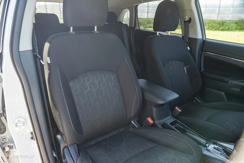 Mitsubishi ASX 26
