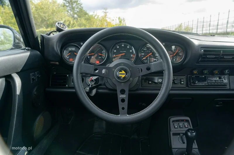 Porsche 911 964 29