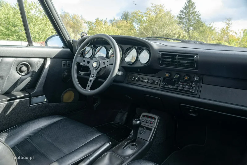 Porsche 911 964 32