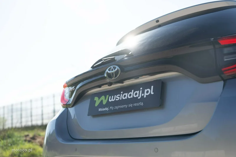 Toyota Yaris XP210 14