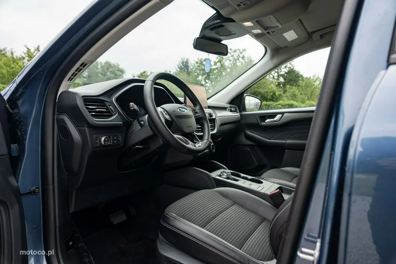 Ford Kuga III 17