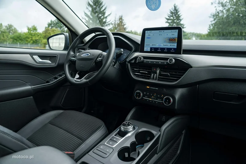 Ford Kuga III 21