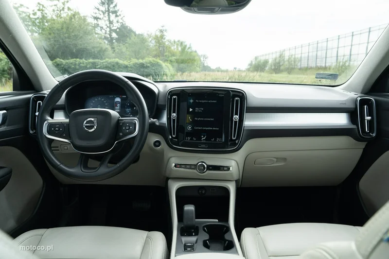 Volvo XC 40 17