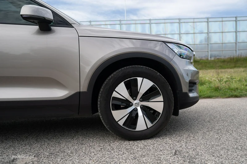 Volvo XC 40 8