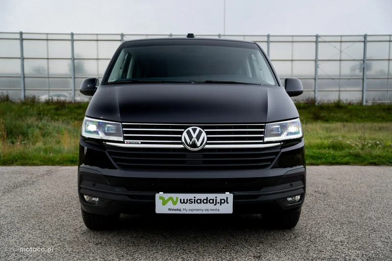 Volkswagen Caravelle 2