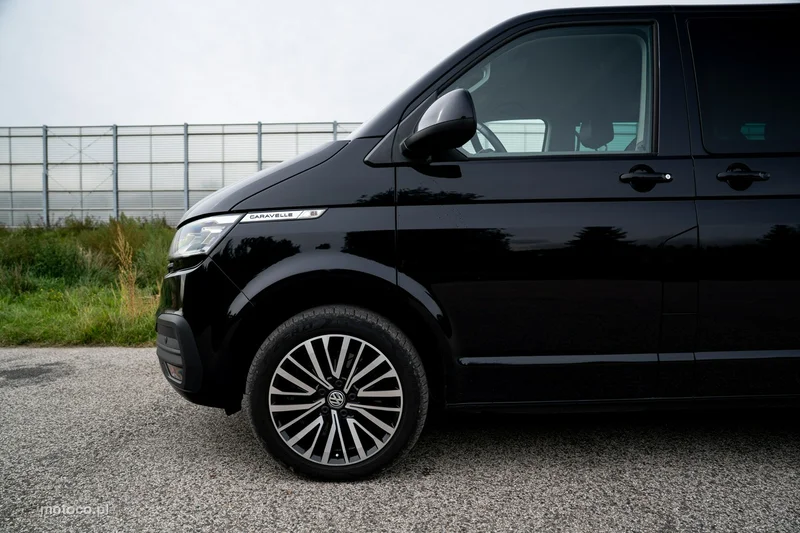 Volkswagen Caravelle 11