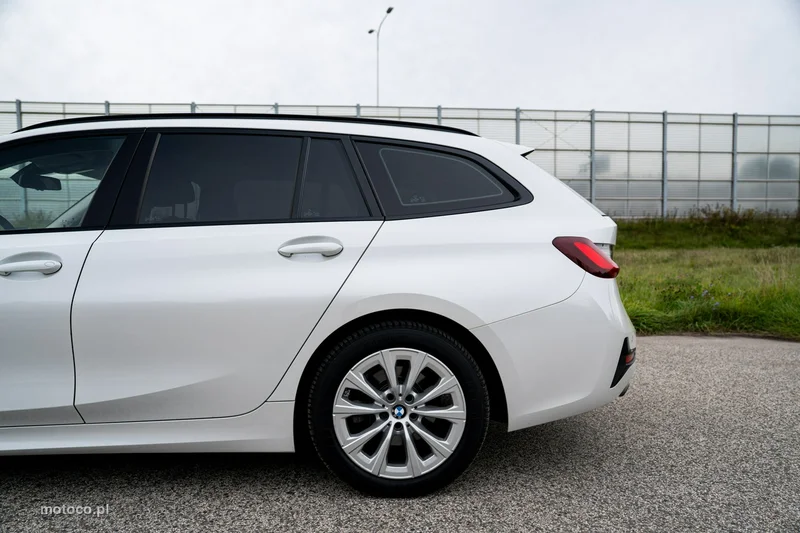 BMW Seria 3 G20 318 12