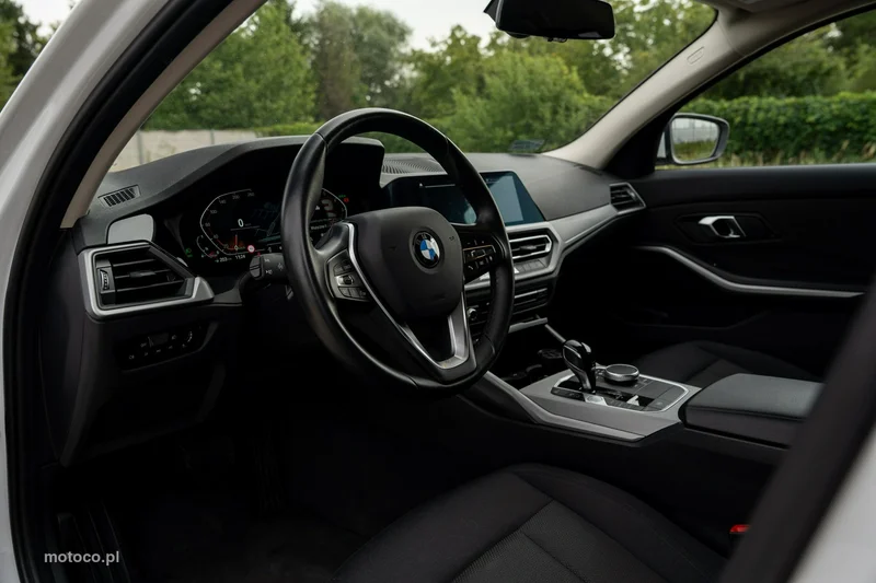 BMW Seria 3 G20 318 17