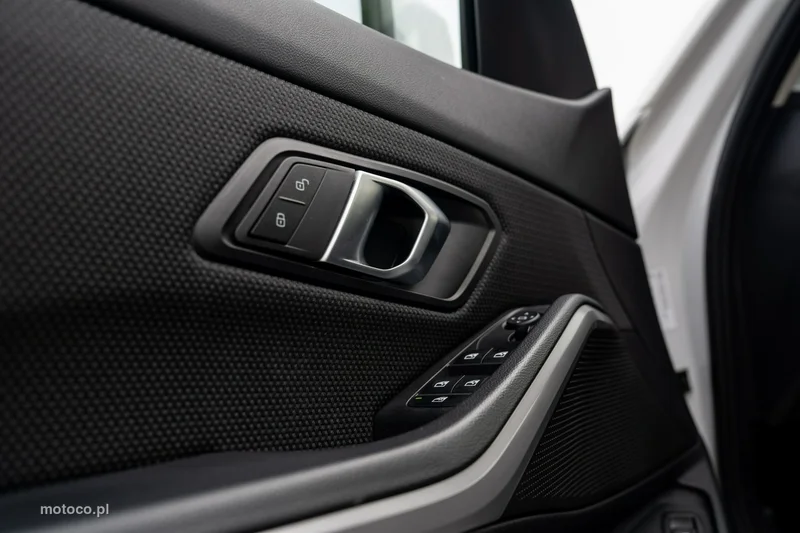 BMW Seria 3 G20 318 26
