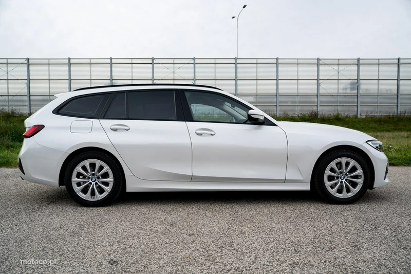 BMW Seria 3 G20 318 9