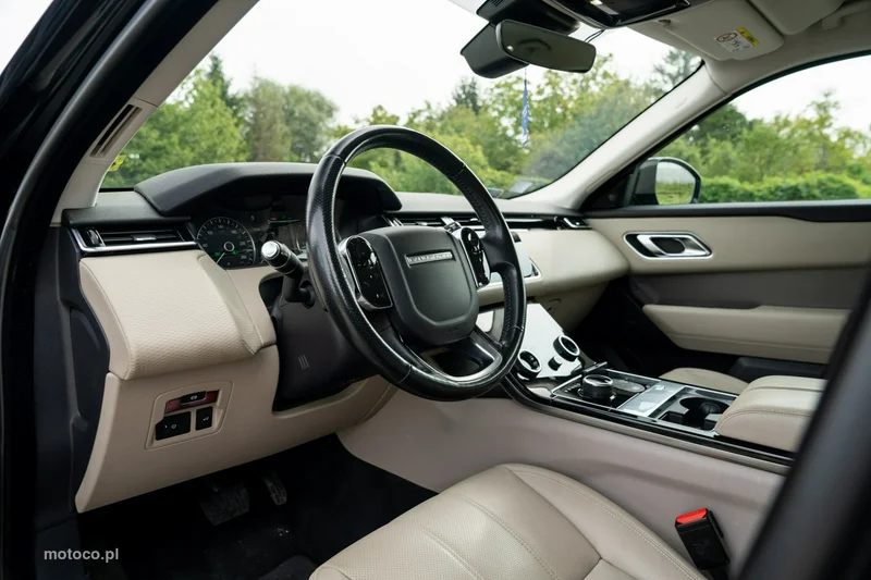 Land Rover Range Rover Velar 16