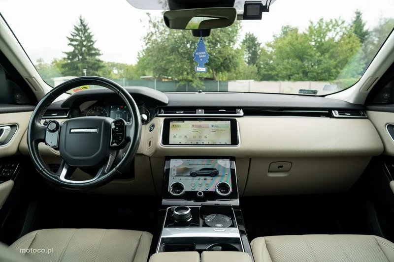 Land Rover Range Rover Velar 18