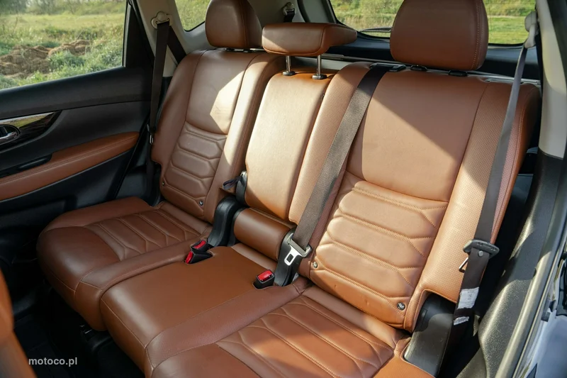 Nissan X-Trail 20