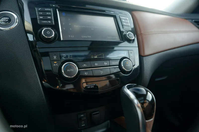 Nissan X-Trail 24