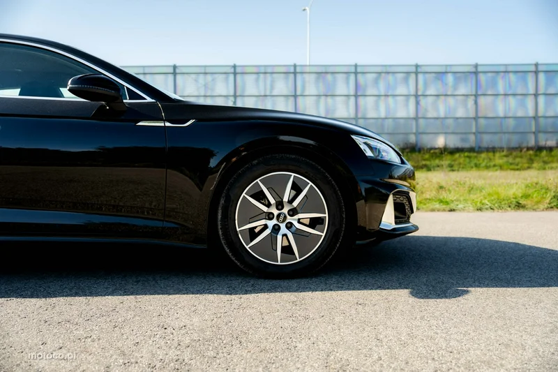 Audi A5 F5 8