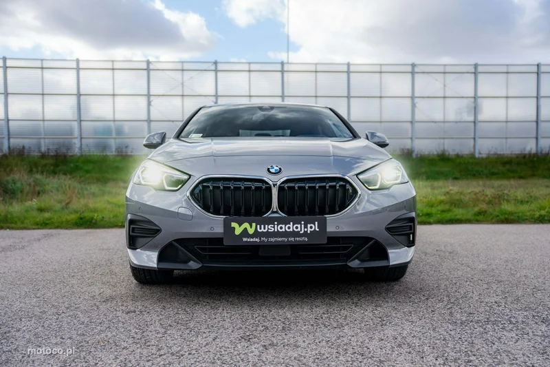 BMW Seria 2 U06 220 2