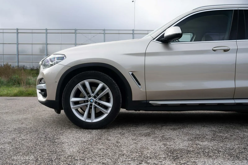 BMW X3 G01 11