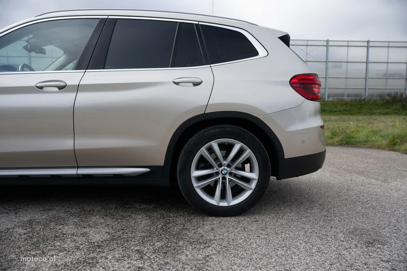 BMW X3 G01 12