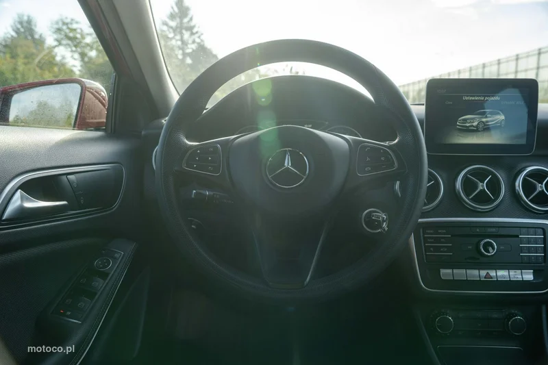 Mercedes-Benz Klasa A W176 A 160 18