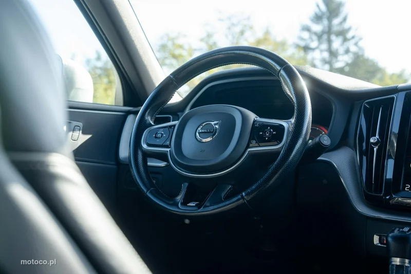 Volvo XC 60 20