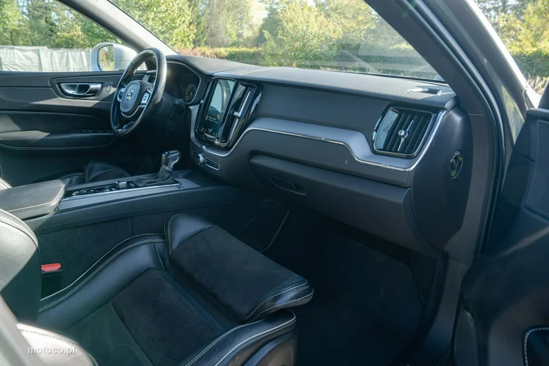 Volvo XC 60 22