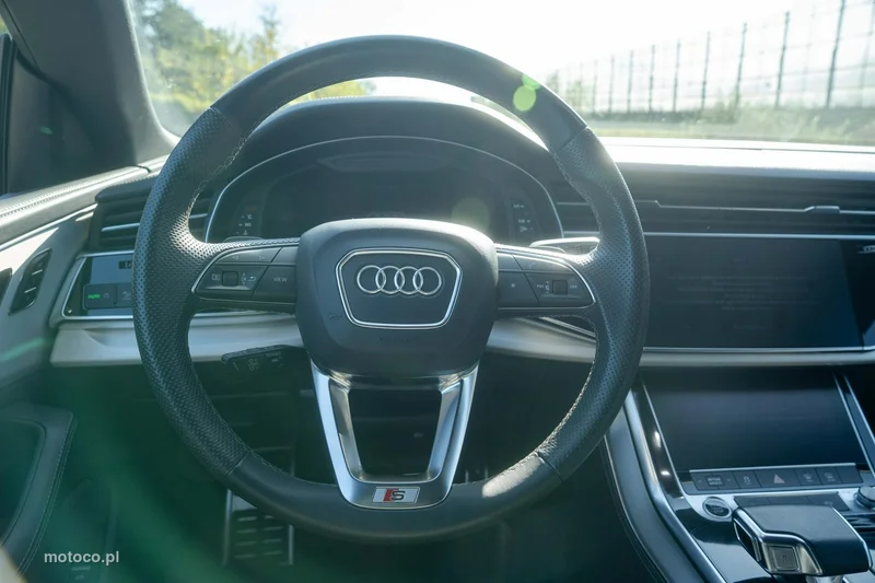 Audi Q8 4M 17