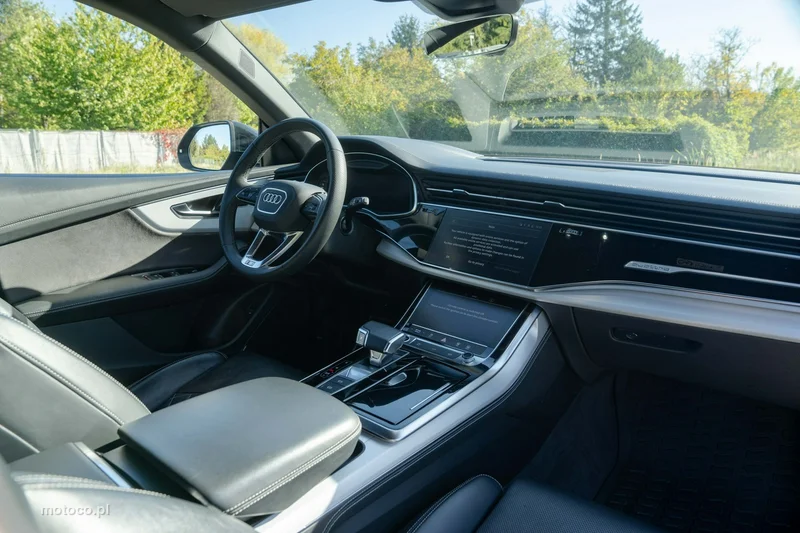 Audi Q8 4M 19