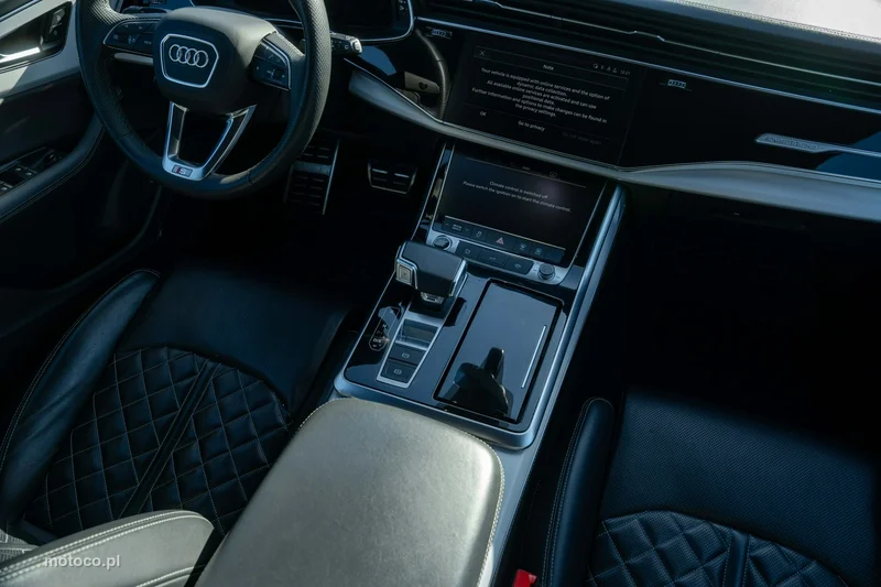 Audi Q8 4M 21