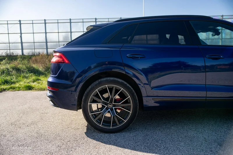 Audi Q8 4M 7