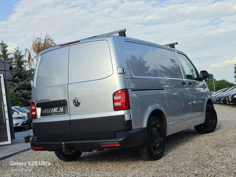 Volkswagen Transporter 24