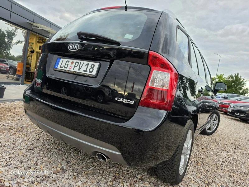 Kia Carens 22