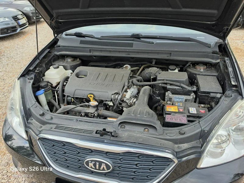 Kia Carens 39