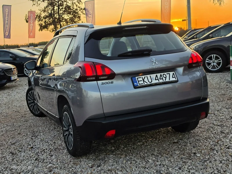Peugeot 2008 12