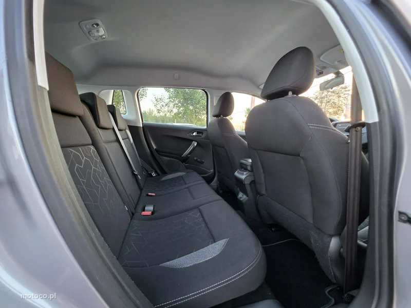 Peugeot 2008 32