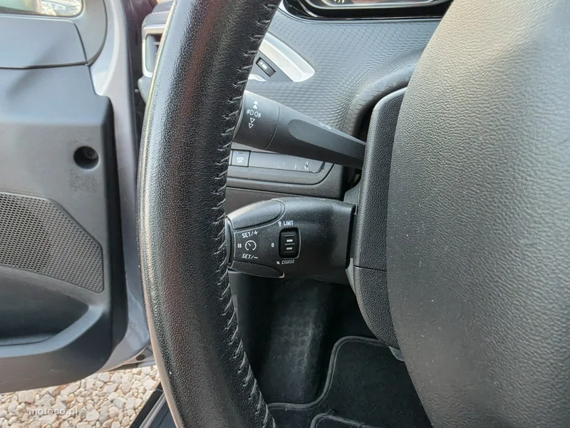 Peugeot 2008 36