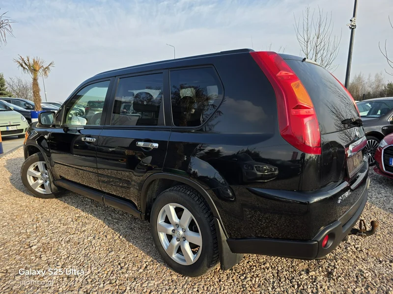 Nissan X-Trail 11