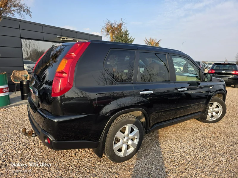 Nissan X-Trail 24