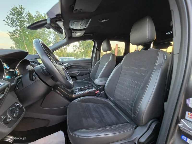 Ford Kuga II 26
