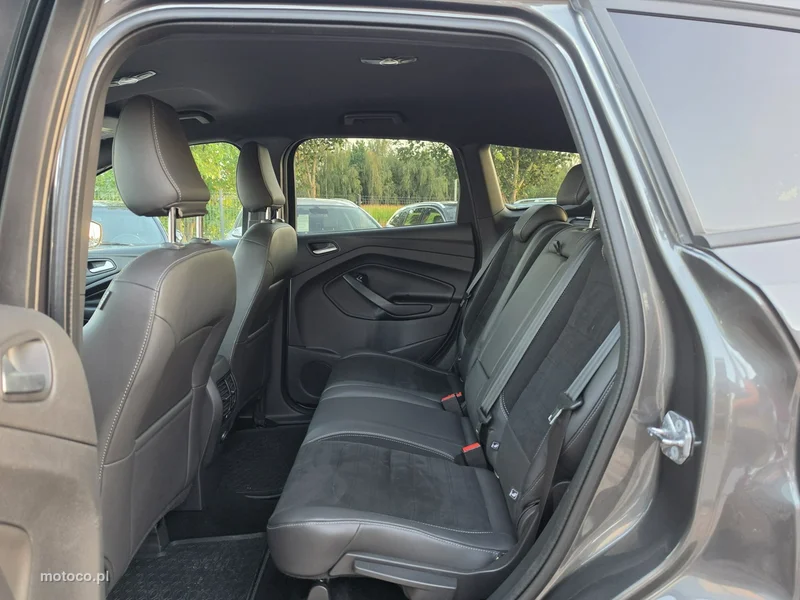 Ford Kuga II 27