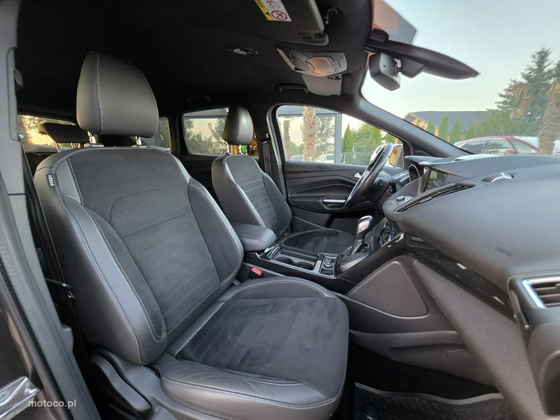 Ford Kuga II 29