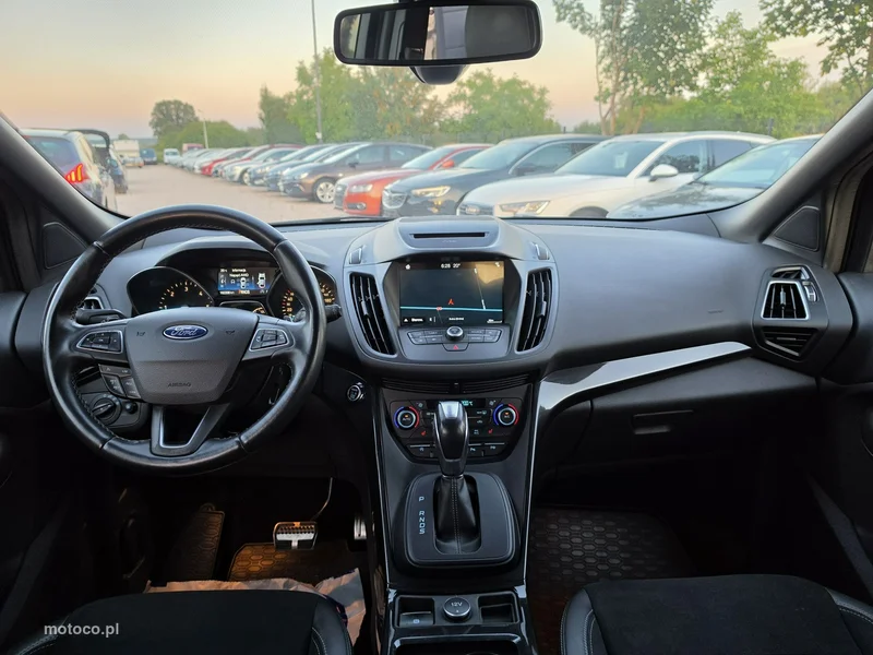 Ford Kuga II 32