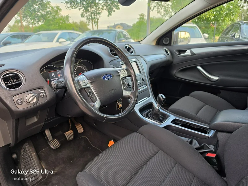Ford Mondeo IV 29
