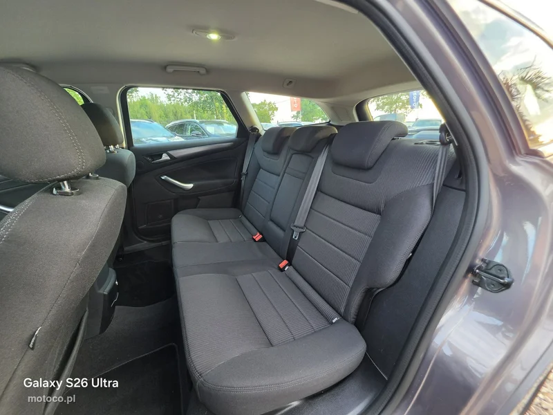 Ford Mondeo IV 31